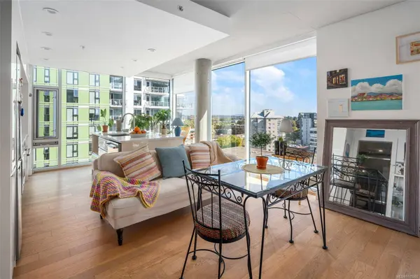 989 Johnson St #1406, Victoria, BC V8V 0E3