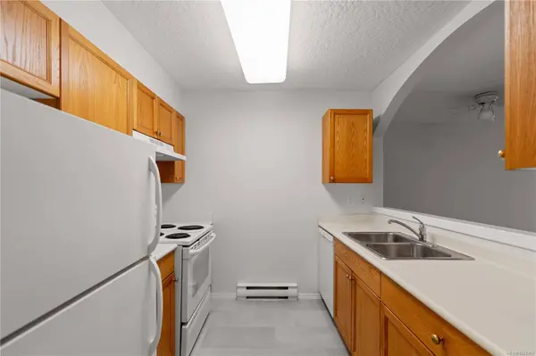 330 Brae Rd #110, Duncan, BC V9L 3T8