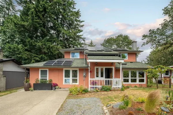 335 Damon Dr, View Royal, BC V9B 5G5