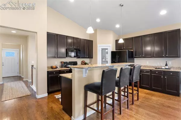 1185 Antrim LOOP, Colorado Springs, CO 80910