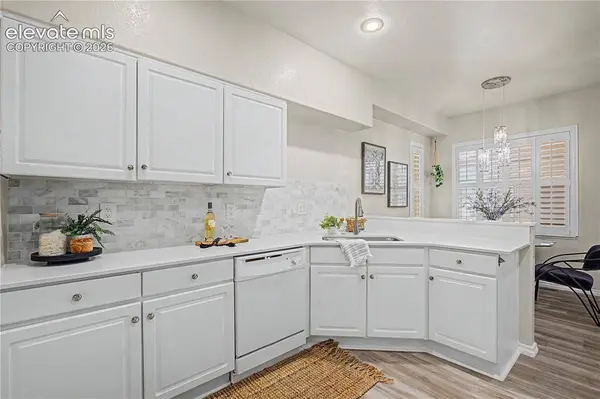 4475 Songglen CIR, Colorado Springs, CO 80906