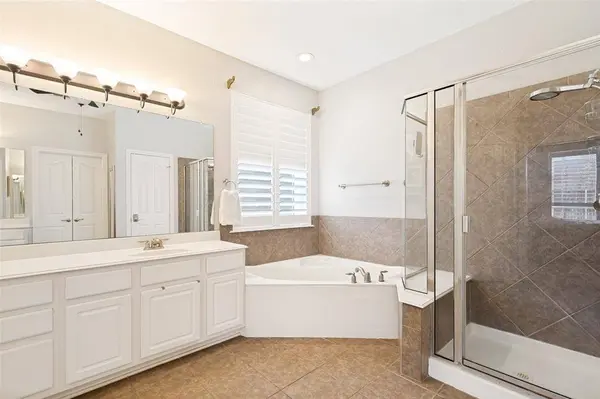 9125 Parson Drive, Lantana, TX 76226