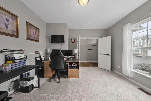 1665 Withers Grove Loop, Grove City, OH 43123