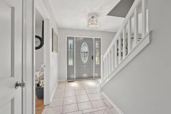 319 Fallriver Drive, Reynoldsburg, OH 43068