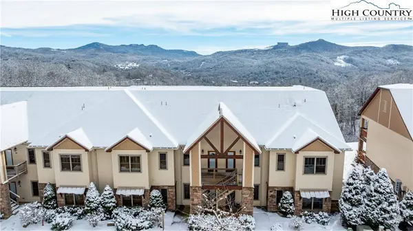 311 Penny LN #2D, Banner Elk, NC 28604