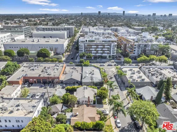 1112 Greenacre Ave, West Hollywood, CA 90046