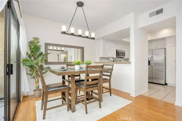 1655 Greenfield AVE #14, Westwood Century City, CA 90025