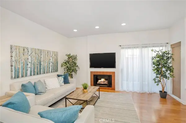 1655 Greenfield AVE #14, Westwood Century City, CA 90025