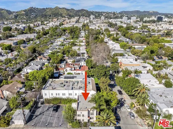 1113 Poinsettia Dr, West Hollywood, CA 90046