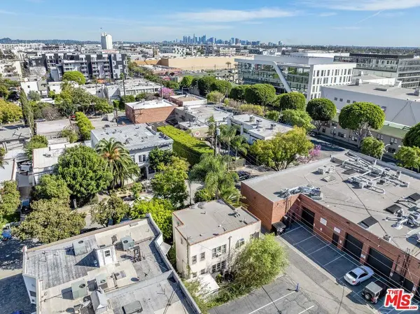 1113 Poinsettia Dr, West Hollywood, CA 90046