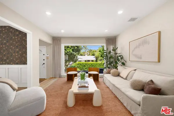 14640 Tustin St, Sherman Oaks, CA 91403