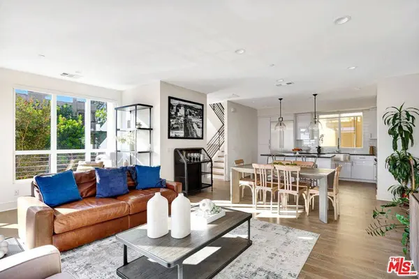 1/2 N Stanley AVE, Los Angeles, CA 90046