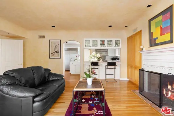 1717 Comstock AVE, Los Angeles, CA 90024