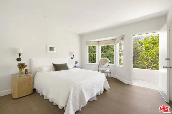 1706 Comstock AVE, Los Angeles, CA 90024