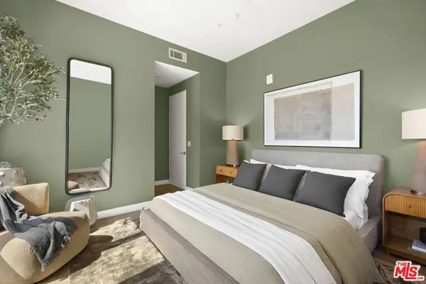 1041 N Spaulding Ave #208, Los Angeles, CA 90046