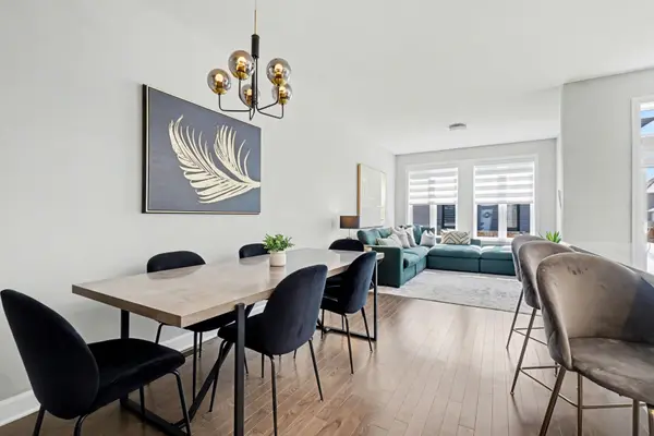 57 Mandevilla CRES, Blossom Park - Airport And Area, ON K1T 0Y2