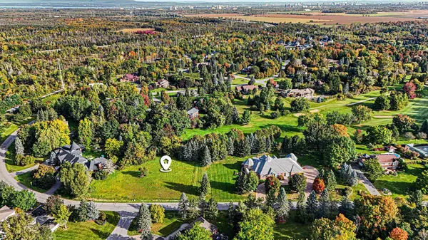 34 Cedarhill DR, Bells Corners And South To Fallowfield, ON K2R 1C6