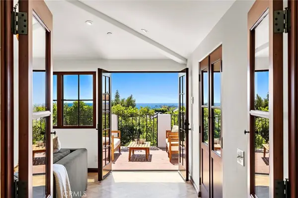 750 Manzanita DR, Laguna Beach, CA 92651