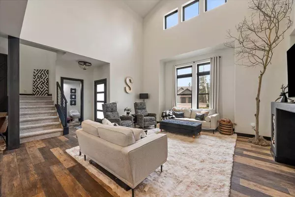 21252 Crest View Ct., Lead, SD 57754