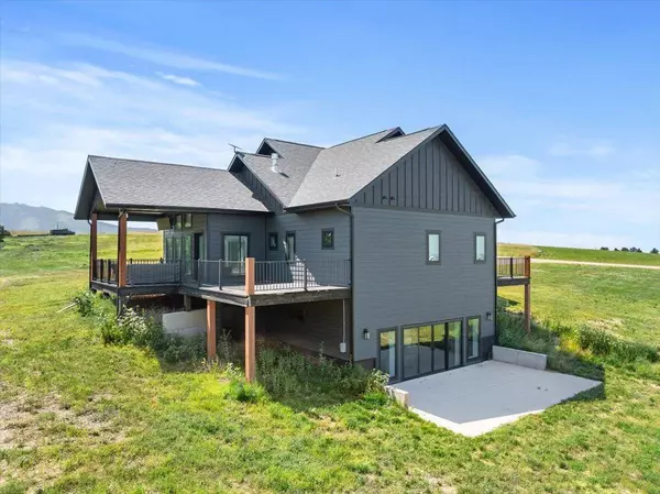 22998 Cedar Berry Avenue, Spearfish, SD 57783