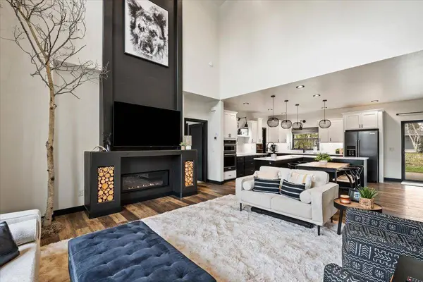 21252 Crest View Ct., Lead, SD 57754