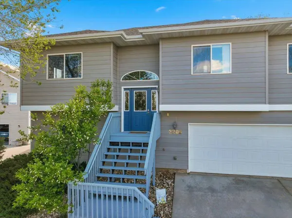 2206 Buena Vista Drive, Rapid City, SD 57702