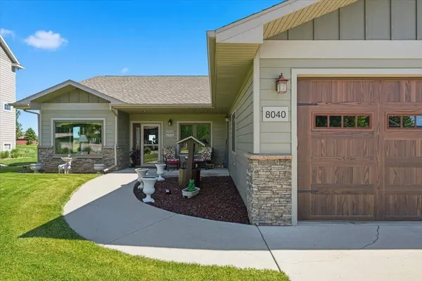8040 Brooks Loop, Spearfish, SD 57783