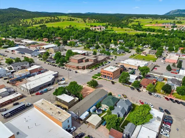 714 N 5th Street, Spearfish, SD 57783