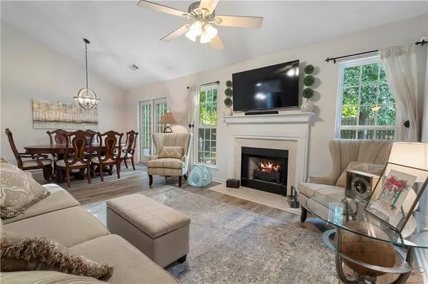 314 Prescott CT, Newnan, GA 30265