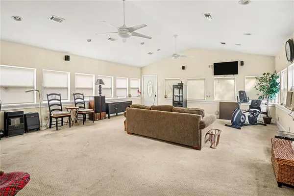 2088 E Roxboro RD NE, Atlanta, GA 30324