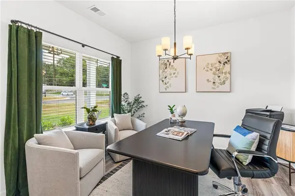 3281 Pepperpike CT, Loganville, GA 30052