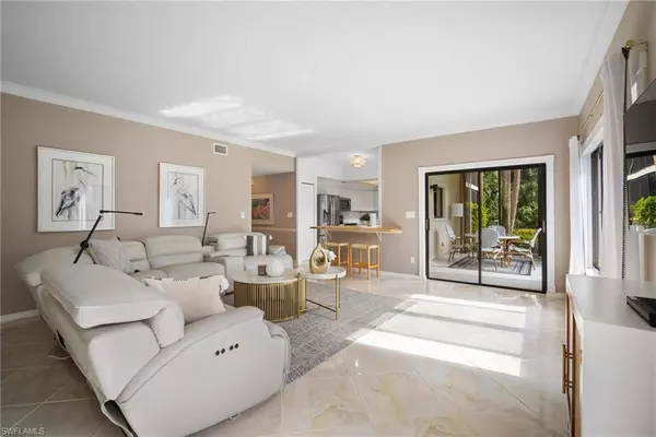 6760 Pelican Bay BLVD #312, Naples, FL 34108