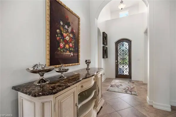 6476 Caldecott DR, Naples, FL 34113