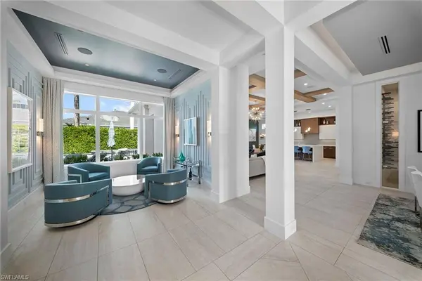3123 Crayton RD, Naples, FL 34103
