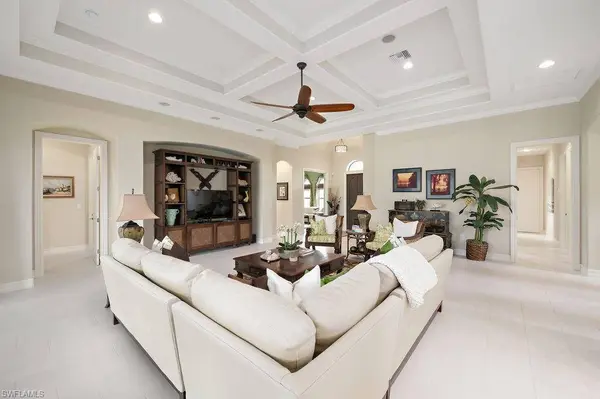 6315 Serano WAY, Naples, FL 34113