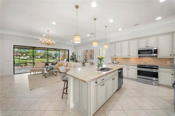10238 Ashbrook CT, Fort Myers, FL 33913
