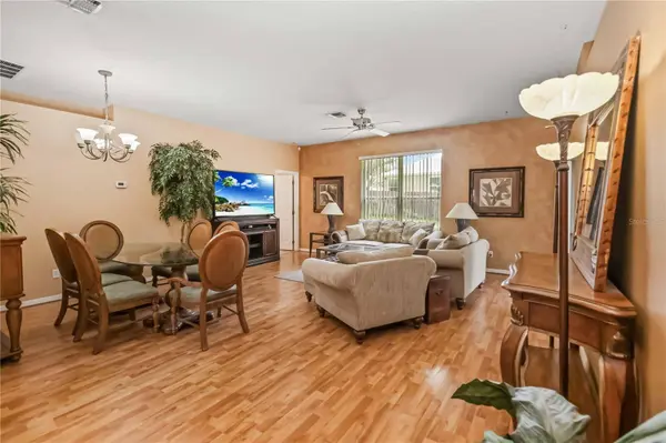 3854 FALLSCREST CIR, Clermont, FL 34711