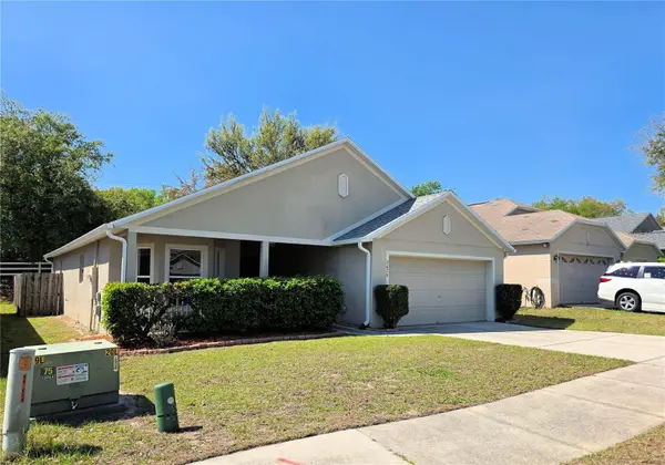 2076 NEWTOWN RD, Groveland, FL 34736