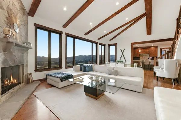 9079 DYE CABINS DR, Park City, UT 84098