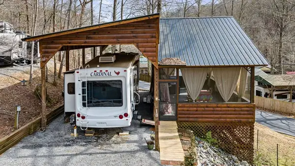18 Second Street, Ellijay, GA 30540
