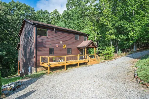 72 Gibbs Trail, Mineral Bluff, GA 30559