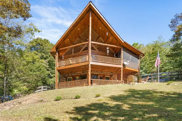 278 Arapaho Walk, Mineral Bluff, GA 30559