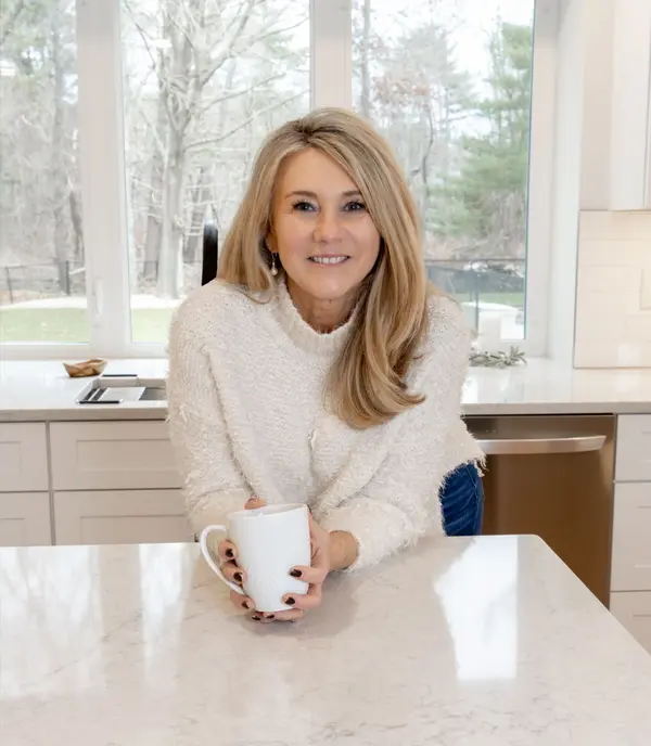 SHERI SIBLEY LIFESTYLE PHOTO