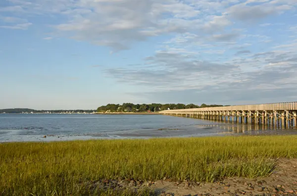 Living in Duxbury, Massachusetts: A Coastal New England Gem