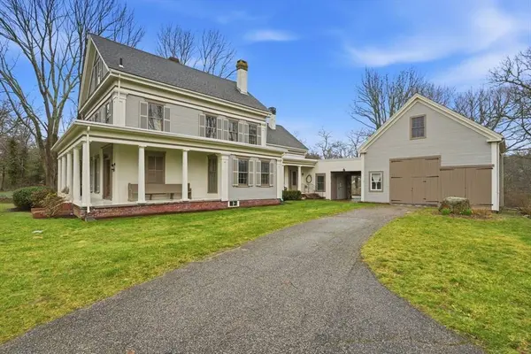 194 Center Street, Yarmouth, MA 02675