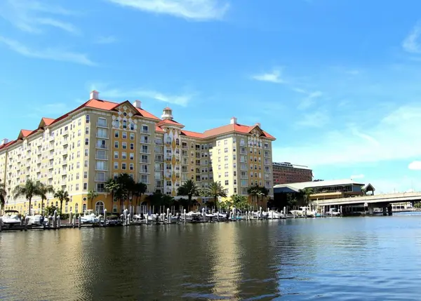 DowntownTampa-2-1024x733