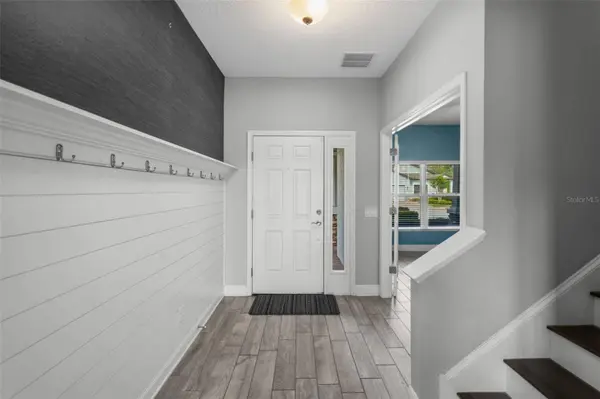 1536 LEAF FLOWER LN, Lutz, FL 33558