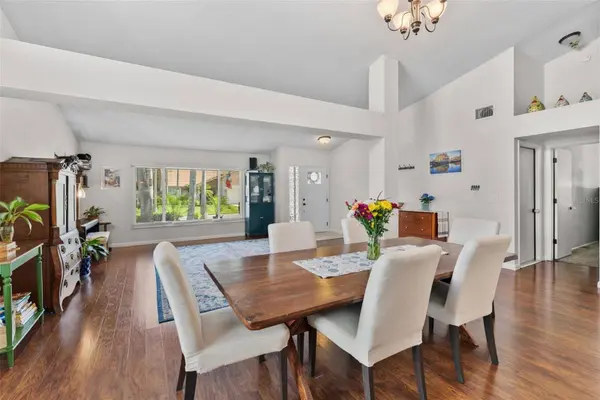 11927 STEPPINGSTONE BLVD, Tampa, FL 33635