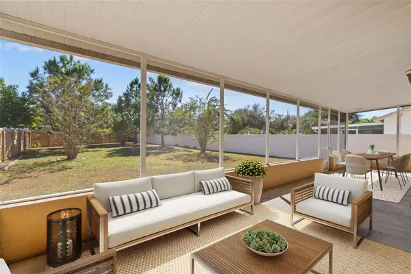 11327 CLAYRIDGE DR, Tampa, FL 33635