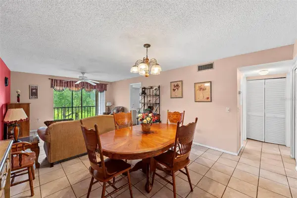 106 W CYPRESS CT #106, Oldsmar, FL 34677